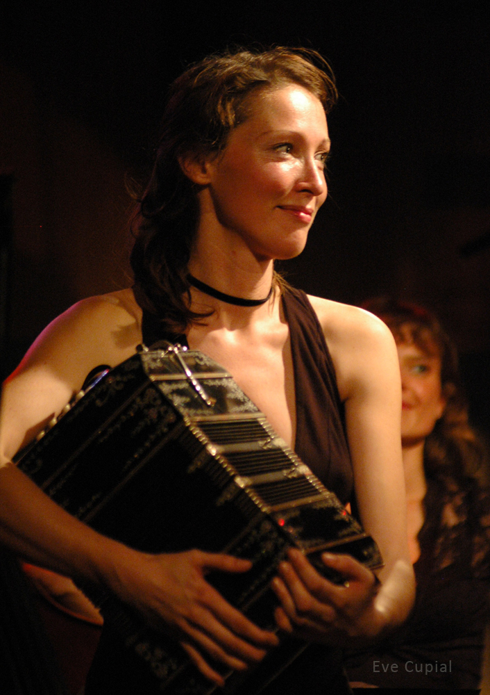 Portrait d'Eve-Cupial par Piotr Dzumala