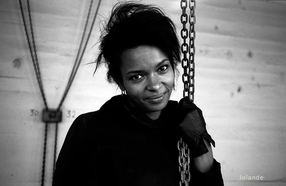 Portrait de Jolande par Piotr Dzumala